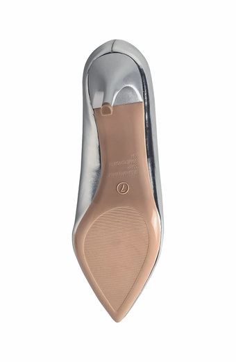 Benjamin Walk #Tia #3 vertical thumbnail