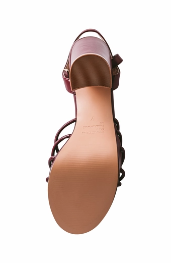 Benjamin Walk #Tiara #13 vertical thumbnail