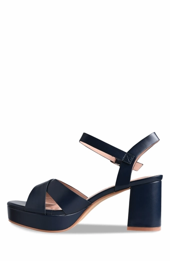 Benjamin Walk #Toby #11 vertical thumbnail