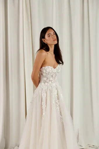 Zavana Couture  WA23016 #7 frontface vertical cropped thumbnail