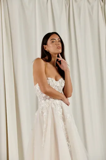 Zavana Couture  WA23016 #8 frontface vertical cropped thumbnail