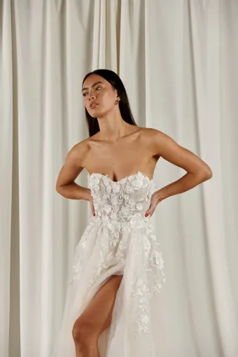 Zavana Couture  WA23016 #6 frontface vertical cropped thumbnail