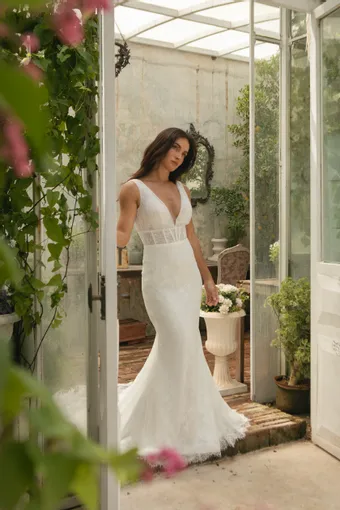 Zavana Couture Isla #0 default frontface vertical thumbnail