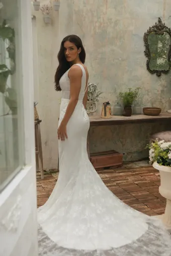 Zavana Couture Isla #2 default backface vertical thumbnail