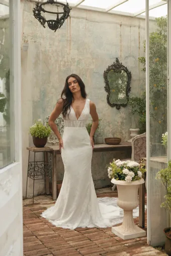 Zavana Couture Isla #1 frontface vertical thumbnail