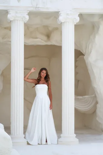 Zavana Couture Lucy #1 frontface vertical thumbnail