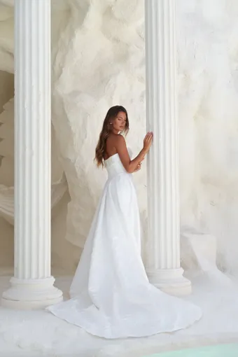 Zavana Couture Lucy #6 backface vertical thumbnail