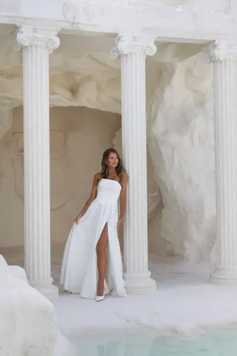 Zavana Couture Lucy #4 frontface vertical thumbnail