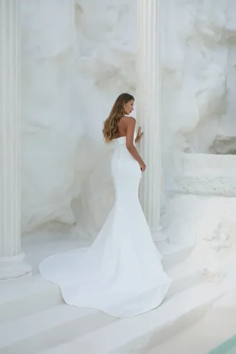 Zavana Couture Mia #3 default backface vertical thumbnail