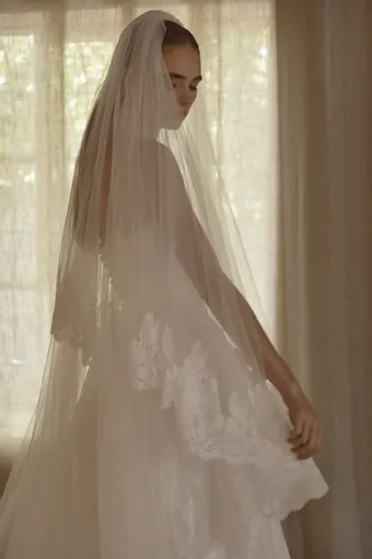 Vagabond Bridal Style #Amelie #13 backface vertical cropped thumbnail