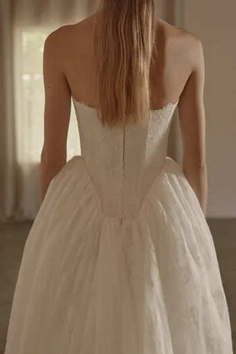 Vagabond Bridal Style #Amelie #15 backface vertical cropped thumbnail