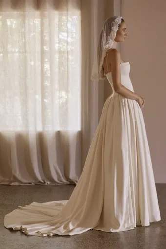 Vagabond Bridal Style #Anis #4 backface vertical thumbnail