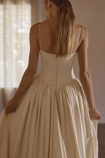 Vagabond Bridal Style #Anis #14 backface vertical cropped thumbnail