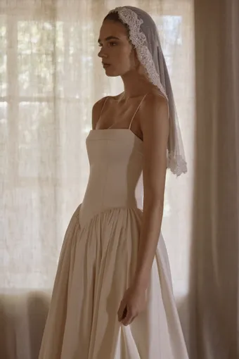 Vagabond Bridal Style #Anis #7 frontface vertical cropped thumbnail