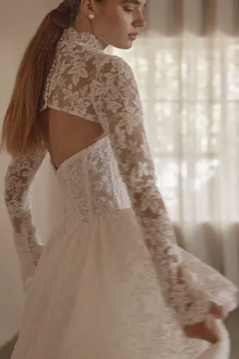 Vagabond Bridal Style #Camille #17 backface vertical cropped thumbnail