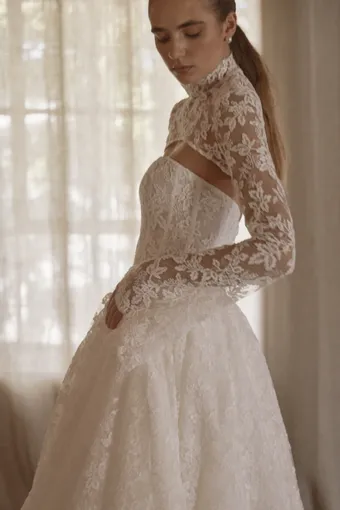 Vagabond Bridal Style #Camille #10 frontface vertical cropped thumbnail