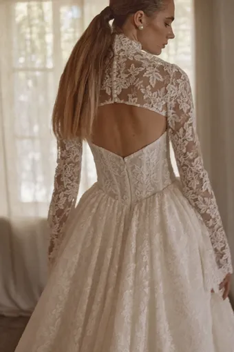 Vagabond Bridal Style #Camille #19 backface vertical cropped thumbnail