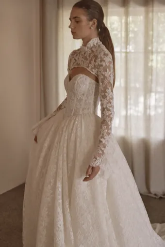 Vagabond Bridal Style #Camille #13 frontface vertical cropped thumbnail