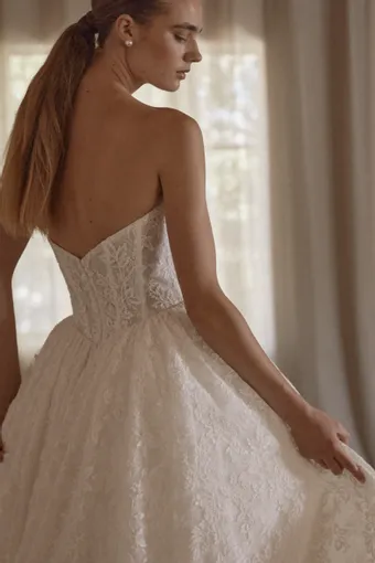 Vagabond Bridal Style #Camille #16 backface vertical cropped thumbnail