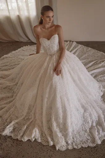 Vagabond Bridal Style #Camille #1 frontface vertical thumbnail