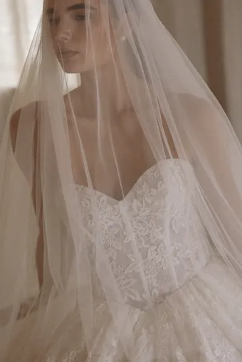 Vagabond Bridal Style #Camille #8 frontface vertical cropped thumbnail