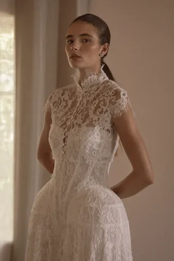 Vagabond Bridal Style #Delphine #11 frontface vertical cropped thumbnail