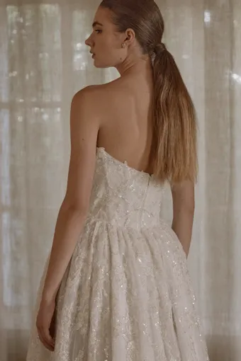 Vagabond Bridal Style #Florence #9 backface vertical cropped thumbnail