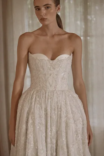 Vagabond Bridal Style #Florence #6 frontface vertical cropped thumbnail