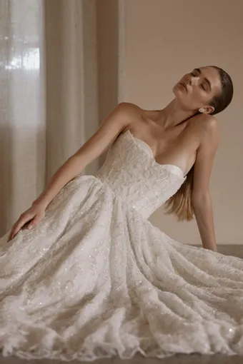 Vagabond Bridal Style #Florence #4 frontface vertical cropped thumbnail