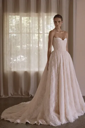 Vagabond Bridal Style #Josephine #1 frontface vertical thumbnail