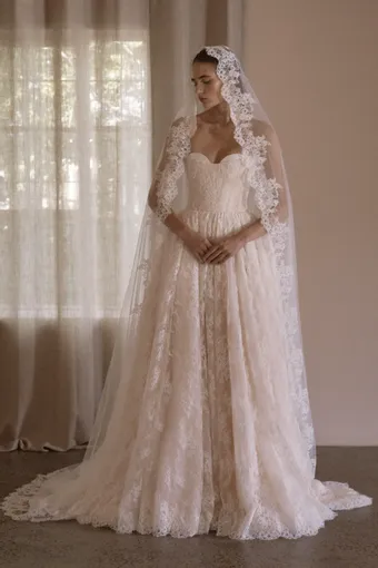 Vagabond Bridal Style #Josephine #0 default frontface vertical thumbnail