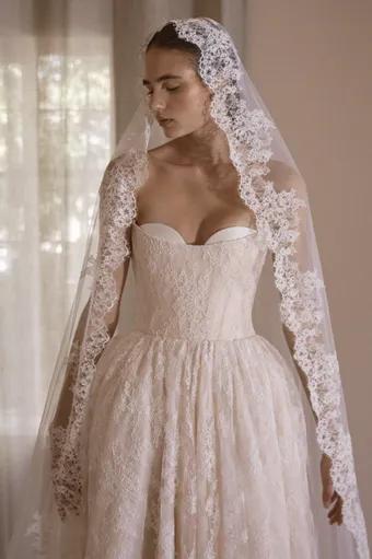 Vagabond Bridal Style #Josephine #11 frontface vertical cropped thumbnail