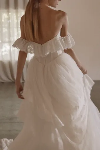 Vagabond Bridal Style #Juliette #9 backface vertical cropped thumbnail