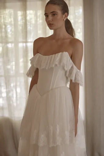 Vagabond Bridal Style #Juliette #8 frontface vertical cropped thumbnail