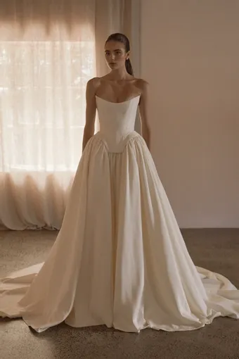 Vagabond Bridal Style #Louis #4 frontface vertical thumbnail