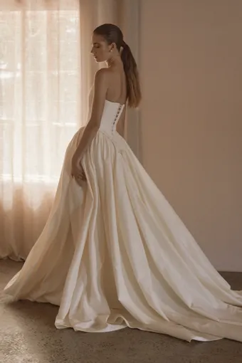 Vagabond Bridal Style #Louis #13 backface vertical thumbnail