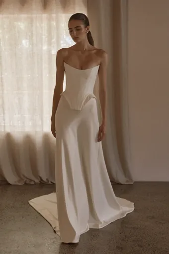 Vagabond Bridal Style #Louis #5 frontface vertical thumbnail