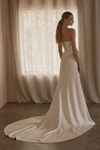 Vagabond Bridal Style #Louis #14 backface vertical thumbnail