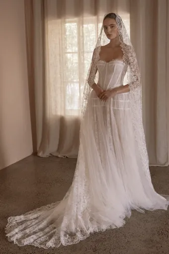 Vagabond Bridal Style #Margaux #2 frontface vertical thumbnail