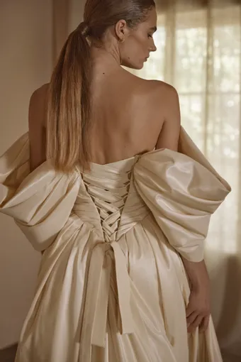 Vagabond Bridal Style #Monet #14 backface vertical cropped thumbnail