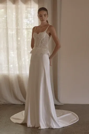 Vagabond Bridal Style #Nerida #0 default frontface vertical thumbnail