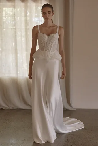 Vagabond Bridal Style #Nerida #3 frontface vertical thumbnail