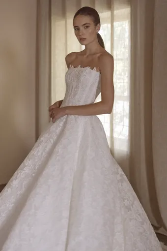 Vagabond Bridal Style #Oscar #6 frontface vertical cropped thumbnail