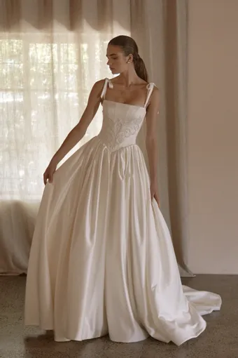 Vagabond Bridal Style #Phoenix #1 frontface vertical thumbnail