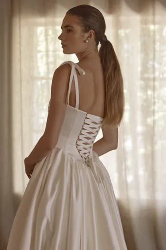 Vagabond Bridal Style #Phoenix #11 backface vertical cropped thumbnail