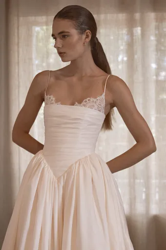 Vagabond Bridal Style #Sylvie #3 frontface vertical cropped thumbnail