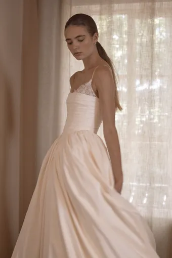 Vagabond Bridal Style #Sylvie #6 frontface vertical cropped thumbnail