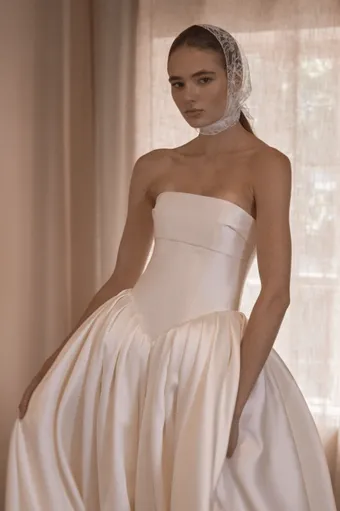 Vagabond Bridal Style #Victorie #8 frontface vertical cropped thumbnail