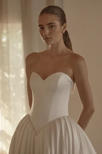 Vagabond Bridal Style #Violette #10 frontface vertical cropped thumbnail