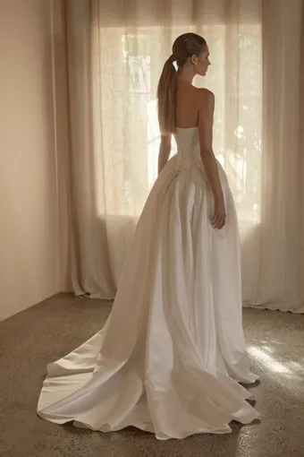 Vagabond Bridal Style #Violette #3 backface vertical thumbnail